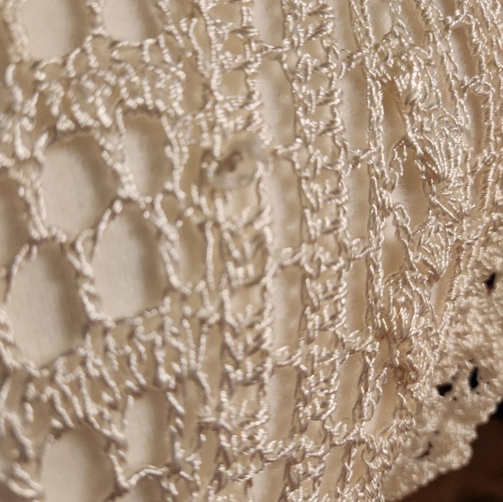 Vintage White House Black Market Medium M White Crochet Knit Tunic Top Coverup - Picture 8 of 12